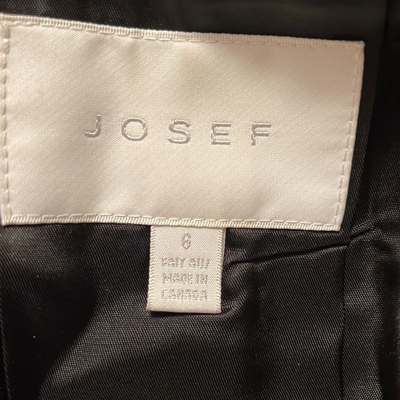 Ladies black jacket size 6.  Like new, seldom worn. - Picture 5 of 6